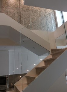 Harmonizing your home: an optimal solution for the running of the qi through a staircase.